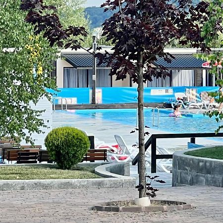 Bungalowuri Doi Cocosi Villa Horezu Esterno foto