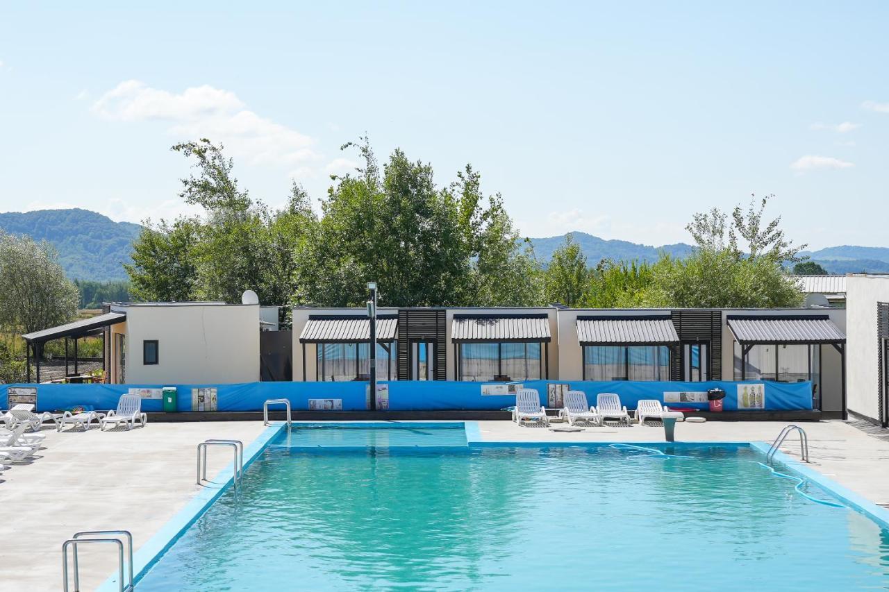 Bungalowuri Doi Cocosi Villa Horezu Esterno foto