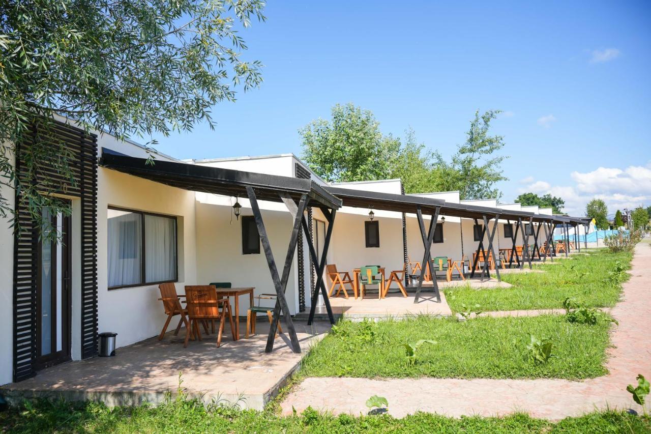 Bungalowuri Doi Cocosi Villa Horezu Esterno foto