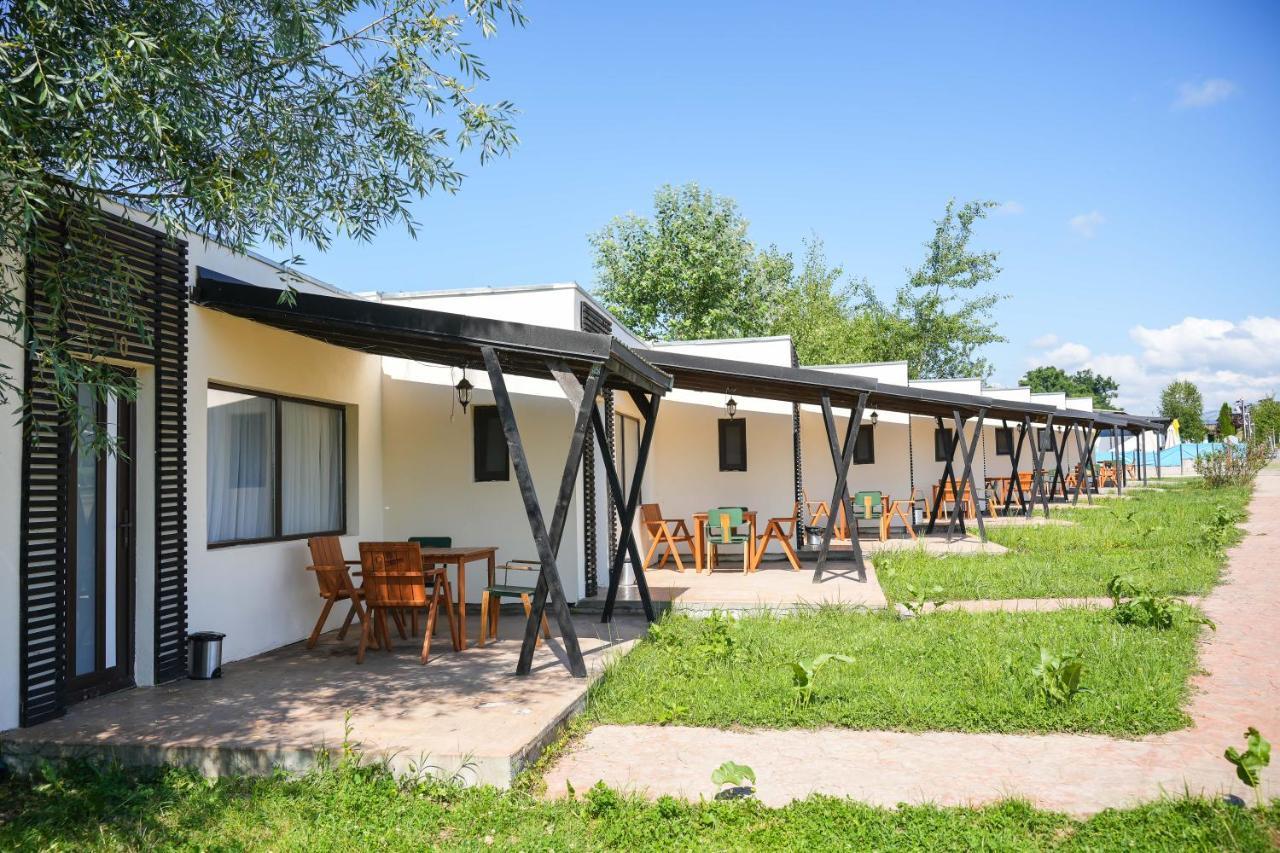 Bungalowuri Doi Cocosi Villa Horezu Esterno foto