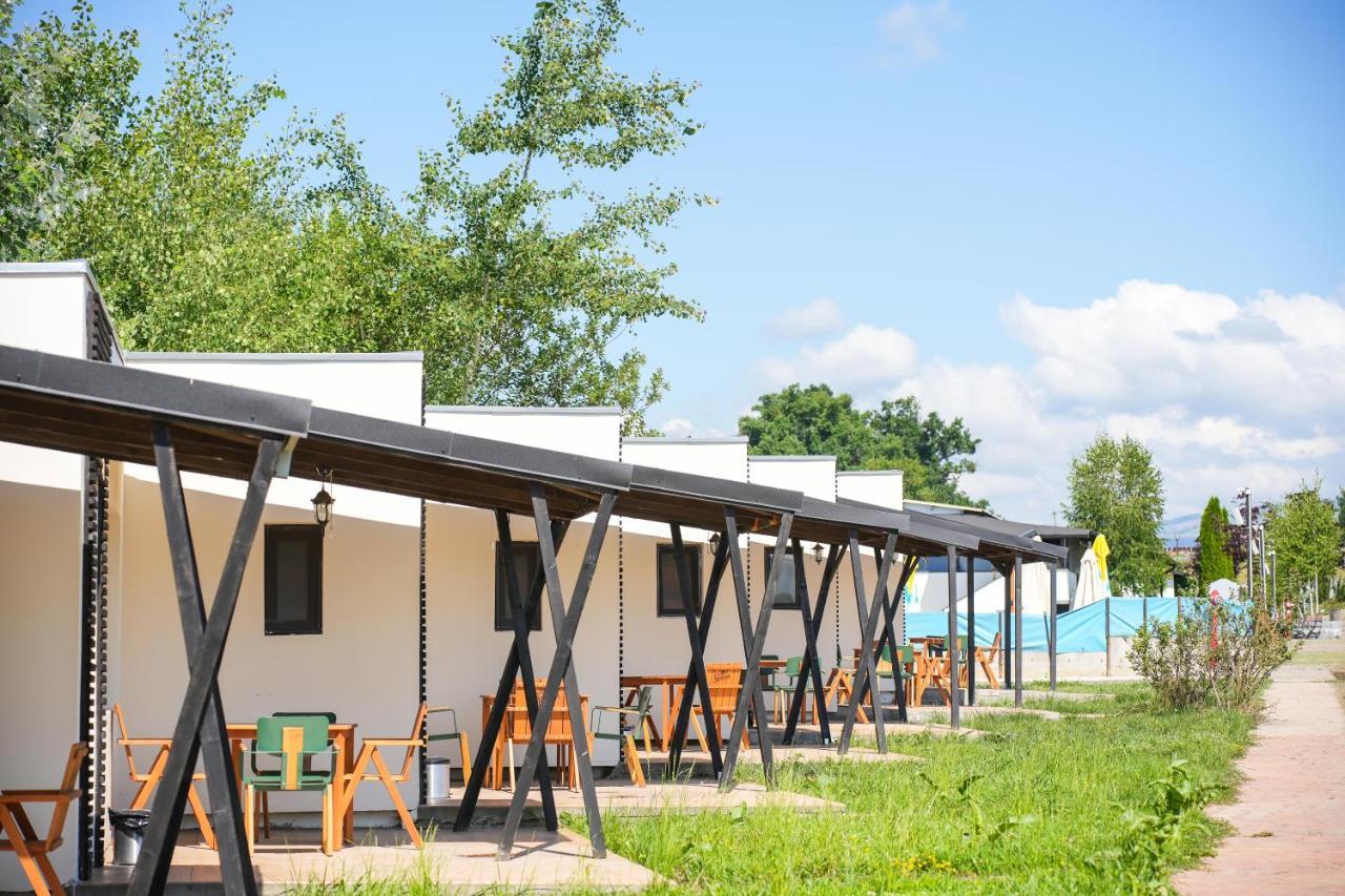 Bungalowuri Doi Cocosi Villa Horezu Esterno foto
