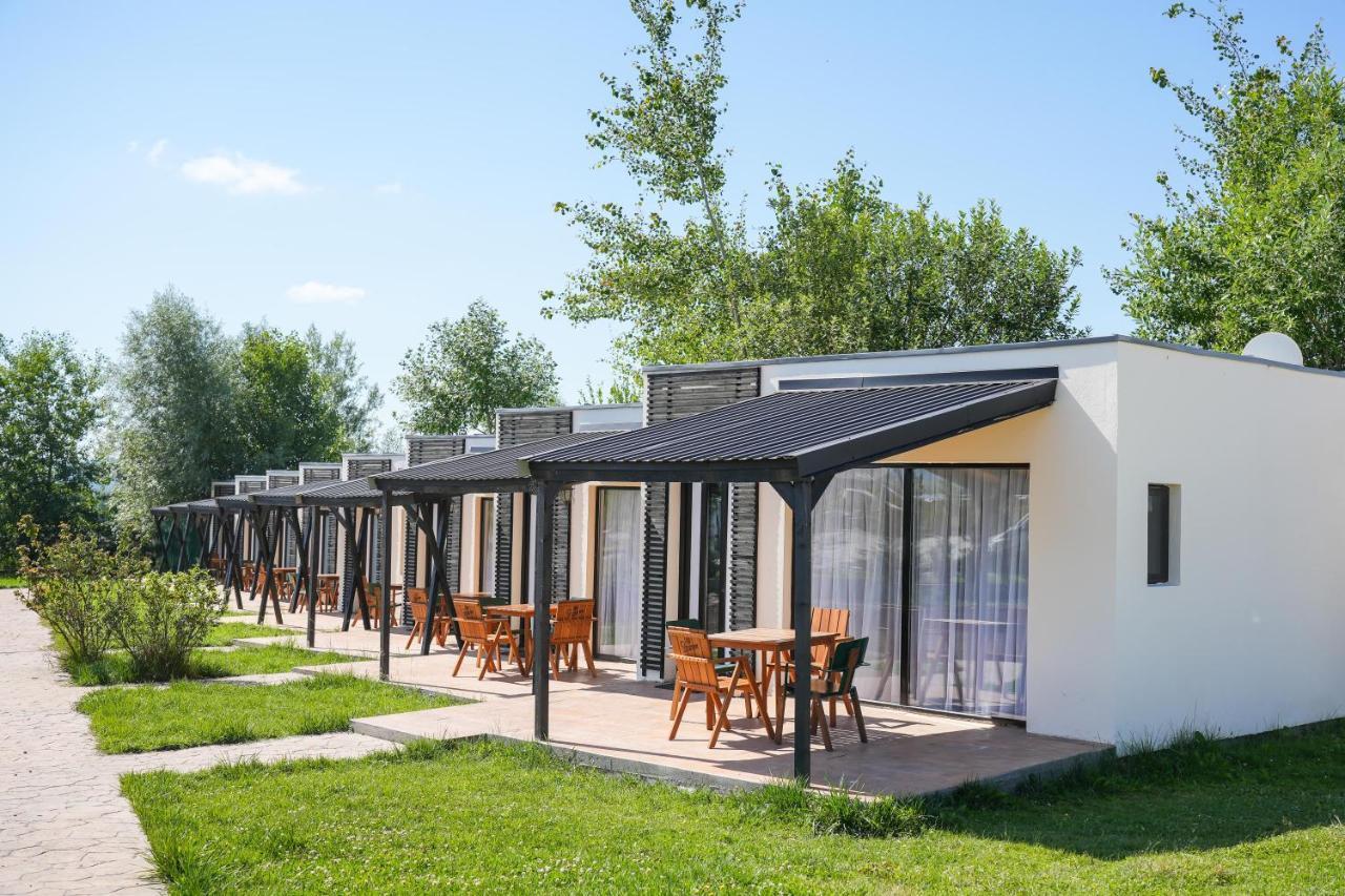 Bungalowuri Doi Cocosi Villa Horezu Esterno foto