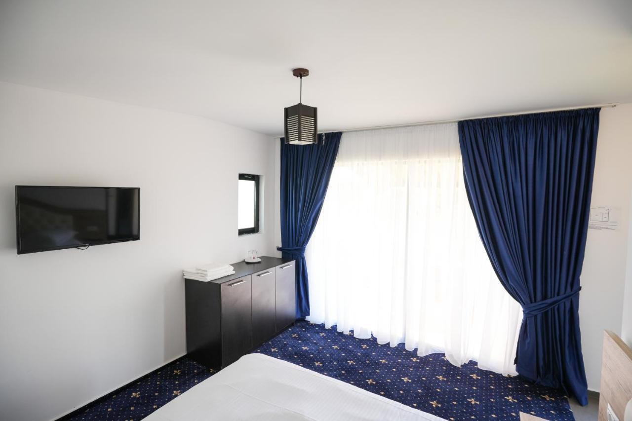 Bungalowuri Doi Cocosi Villa Horezu Esterno foto