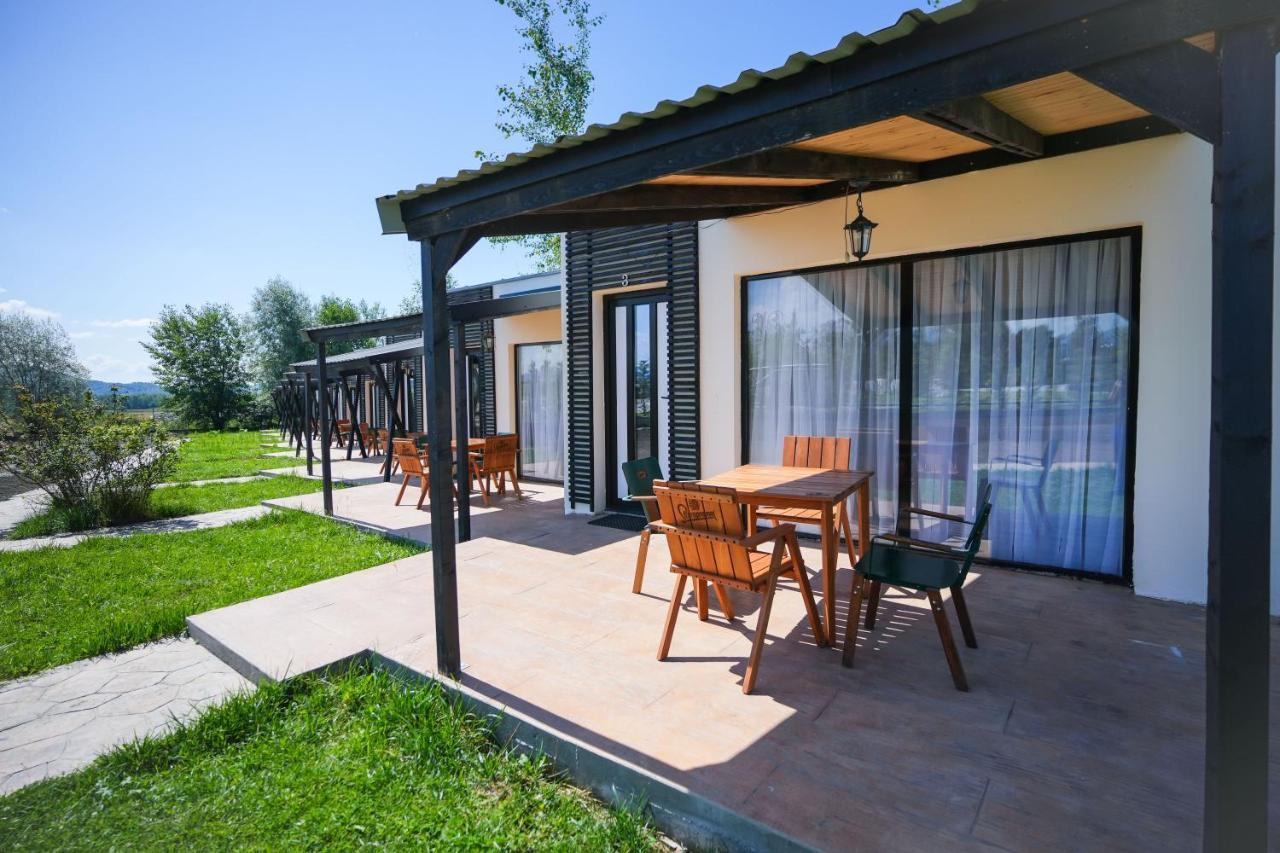 Bungalowuri Doi Cocosi Villa Horezu Esterno foto
