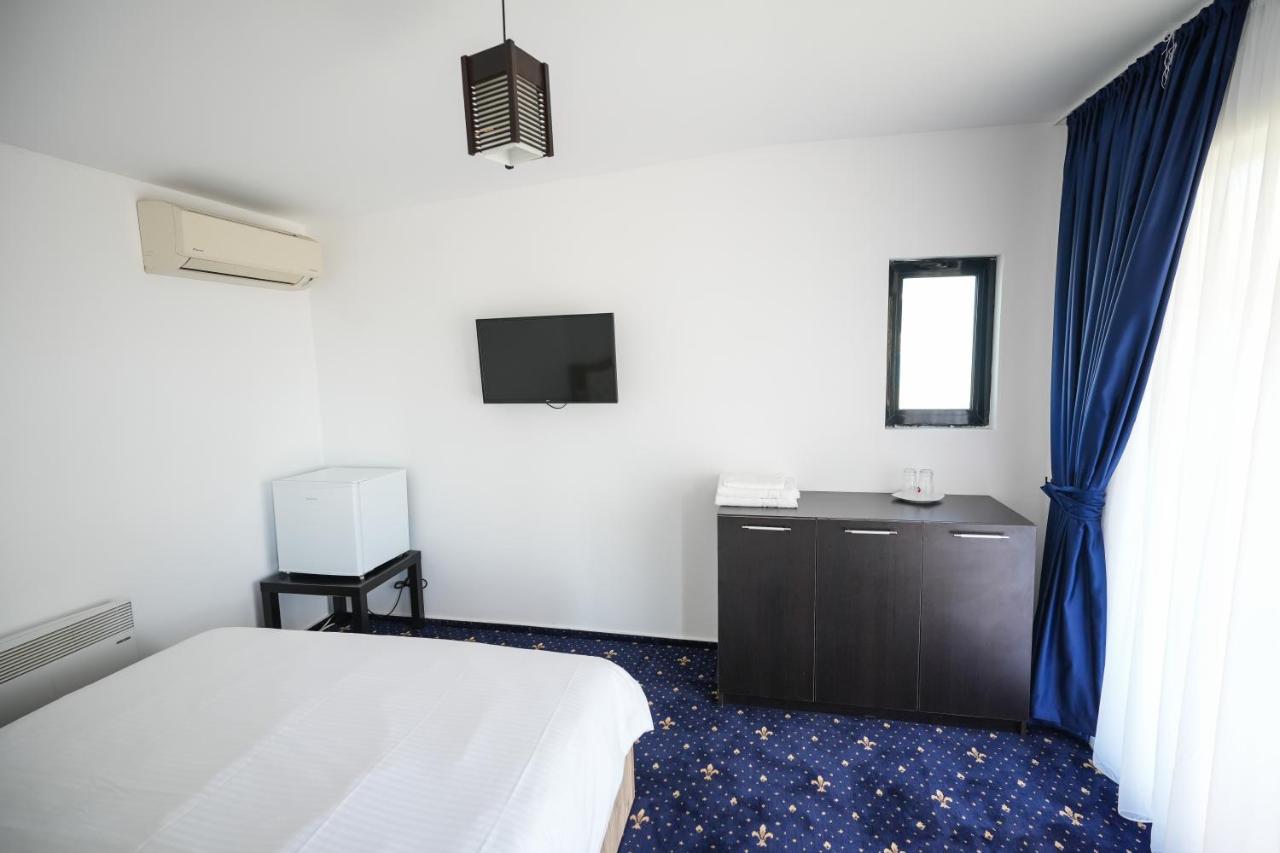 Bungalowuri Doi Cocosi Villa Horezu Esterno foto