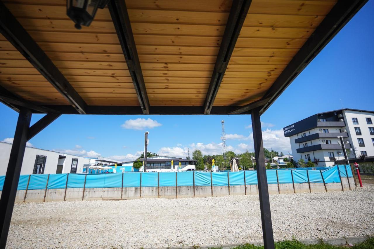Bungalowuri Doi Cocosi Villa Horezu Esterno foto