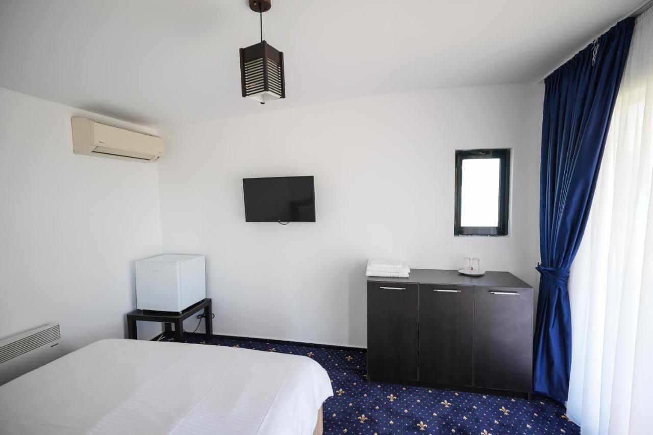 Bungalowuri Doi Cocosi Villa Horezu Esterno foto